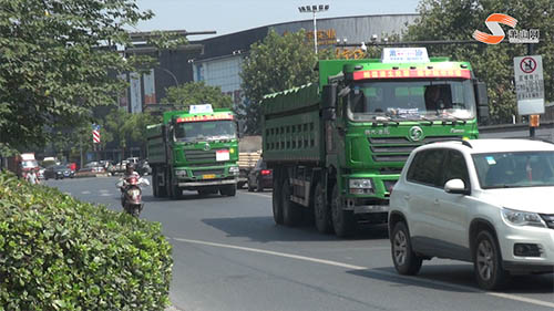 城區(qū)還有農(nóng)村道路？通惠南路這個(gè)路段機(jī)非人混行