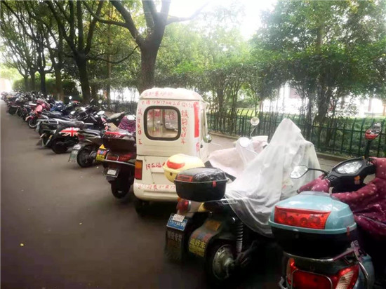 南江公園旁電動車別再亂停了！停車攻略請收好