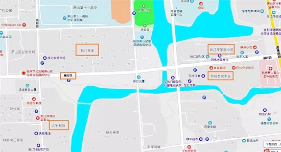 兩站點(diǎn)相距1.5公里，夾在中間的居民表示坐公交有點(diǎn)累